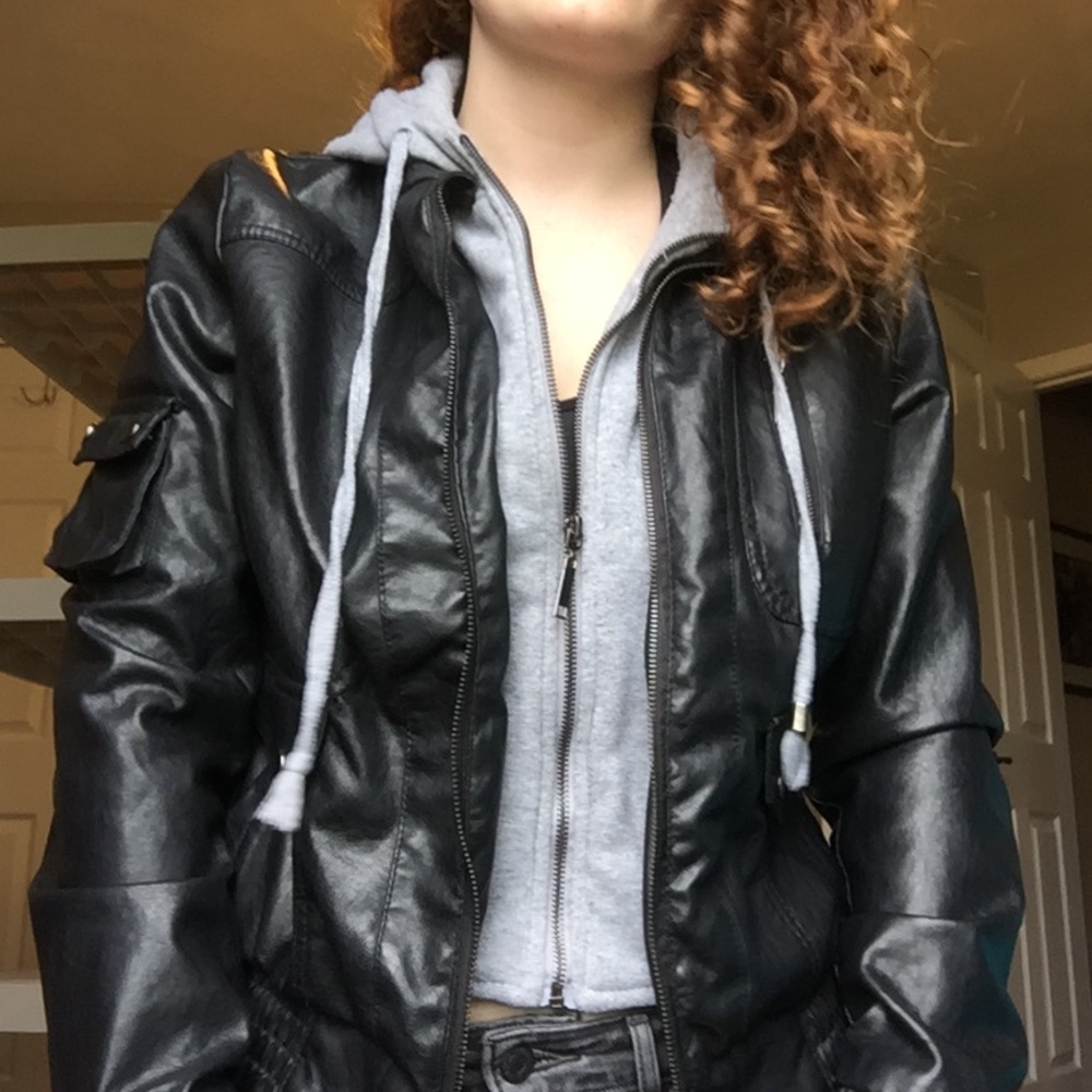 🔅Windsor Gray Hoodie/Leather Jacket Combo